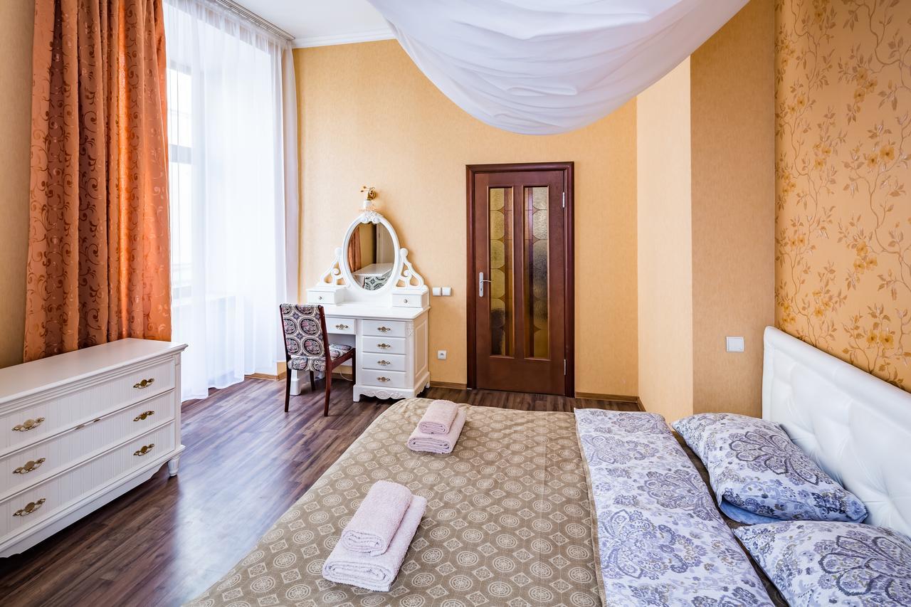 2 Virmens'Ka Apartment Lviv Exterior photo