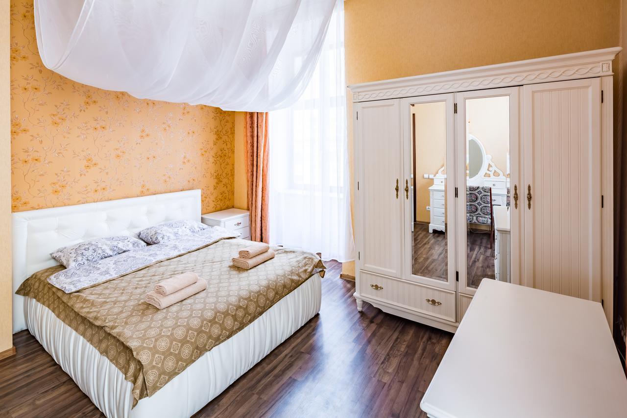 2 Virmens'Ka Apartment Lviv Exterior photo