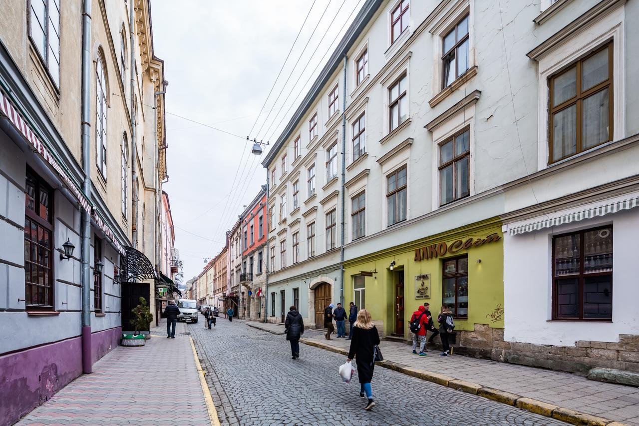 2 Virmens'Ka Apartment Lviv Exterior photo